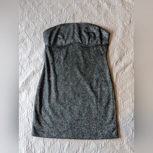 Elegant Strapless Glitter Dress